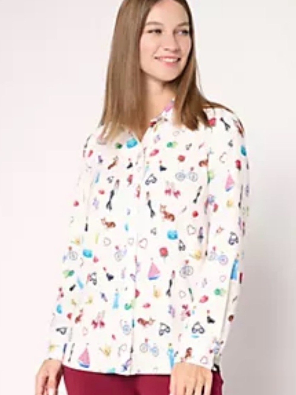 ⭐️Susan Graver Stretch Peachskin Printed Button up Top⭐️